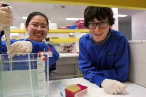 WA Brain Bee champion visits the institute