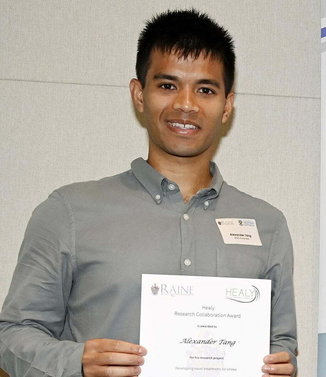 Alex Tang receives Raine Foundation travel grant. Image credit: Raine Medical Research Foundation