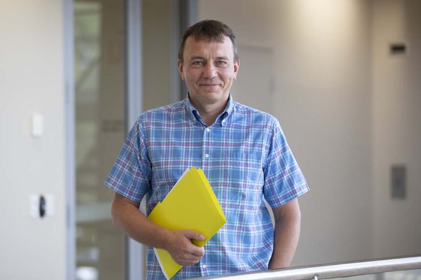 International study discovers molecular genetic changes induced by chronic alcohol overuse