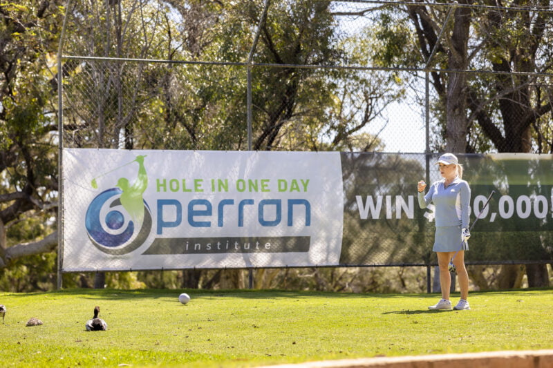 Teeing off for a hole in one to support youth mental health